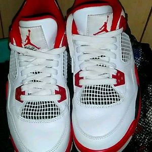Jordan 4s dont have original box